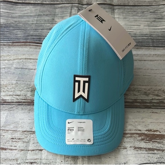 Nike Tiger Woods Legacy91 Golf Hat -M/L Flex Fit - Turquoise Cap with Logo Nike - Picture 1 of 11